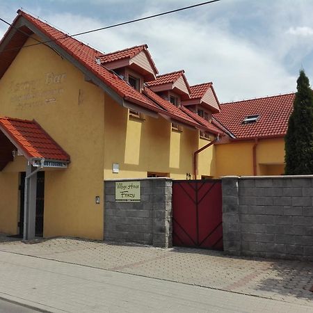 Village House Fonzy ฮราบูชิเซ ภายนอก รูปภาพ